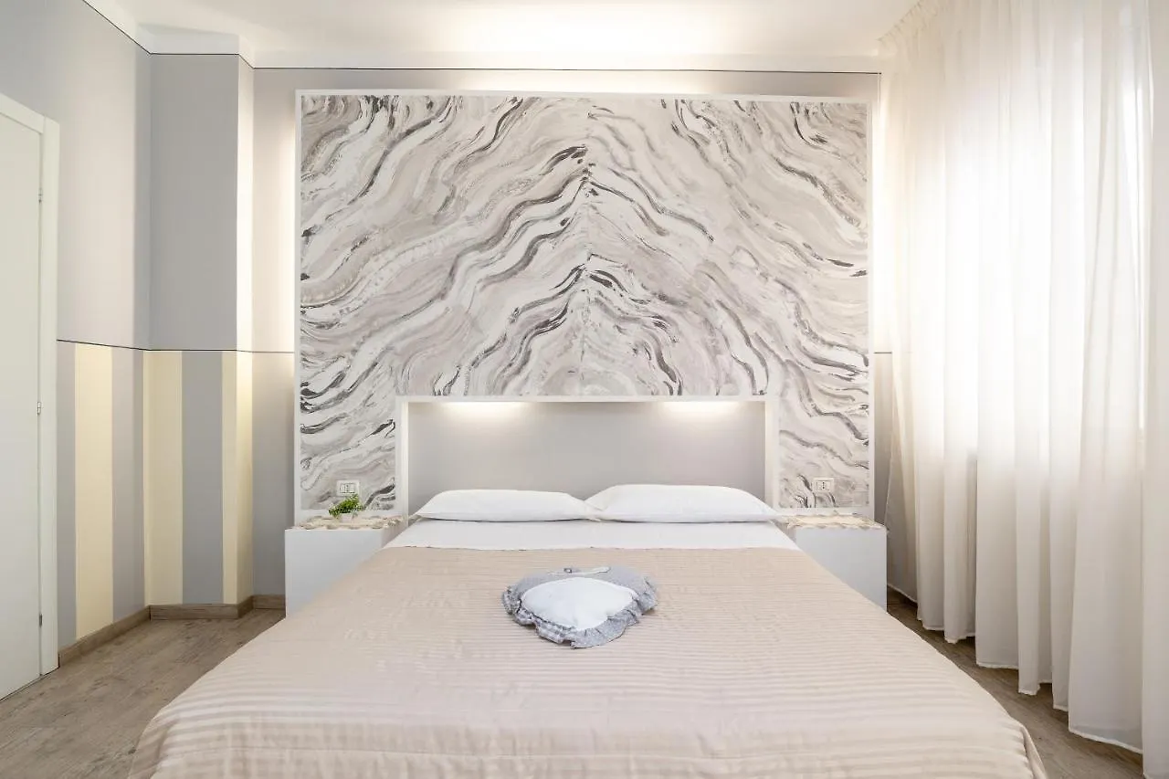 B&B Accademia Verona 2*,  Italy